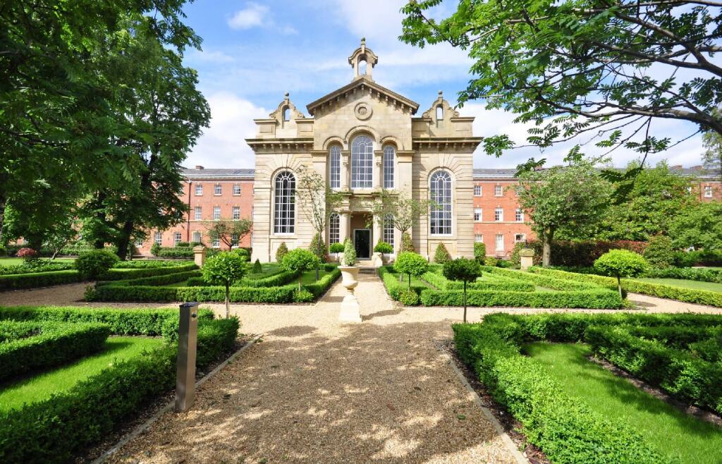 Main image of property: Didsbury Gate, West Didsbury, M20 2JA