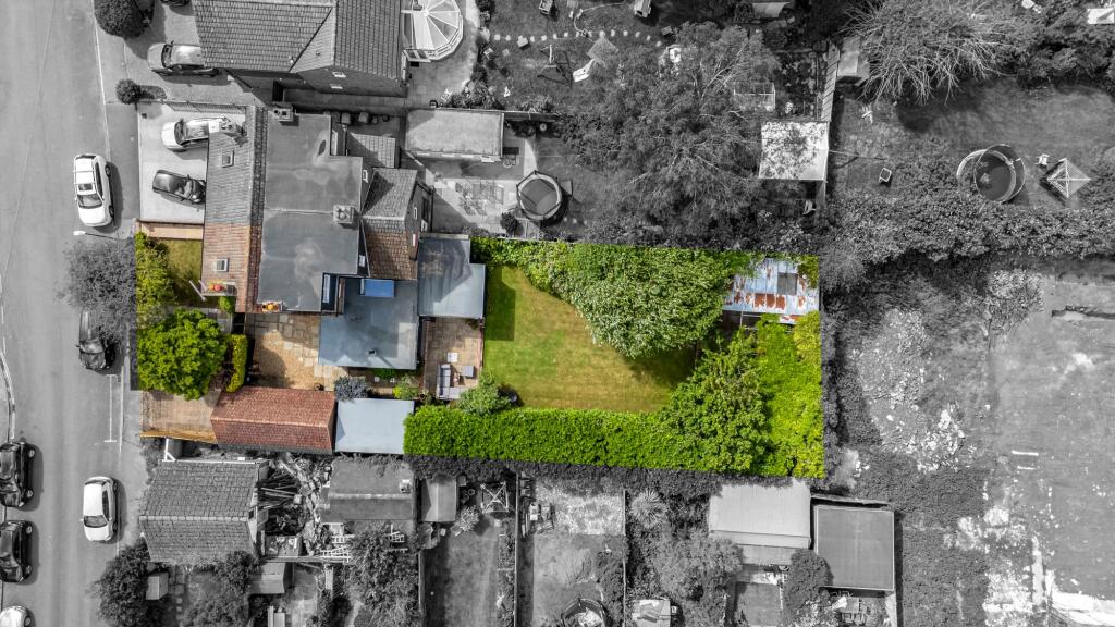 House in Horsham, West Sussex - View 4