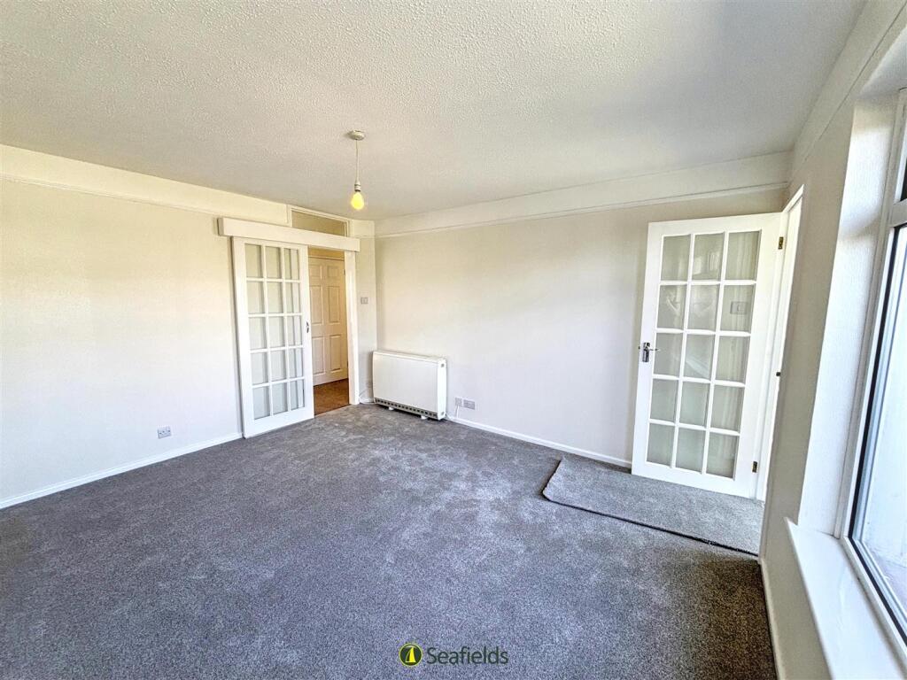 Apartment in Ryde, Appley - More