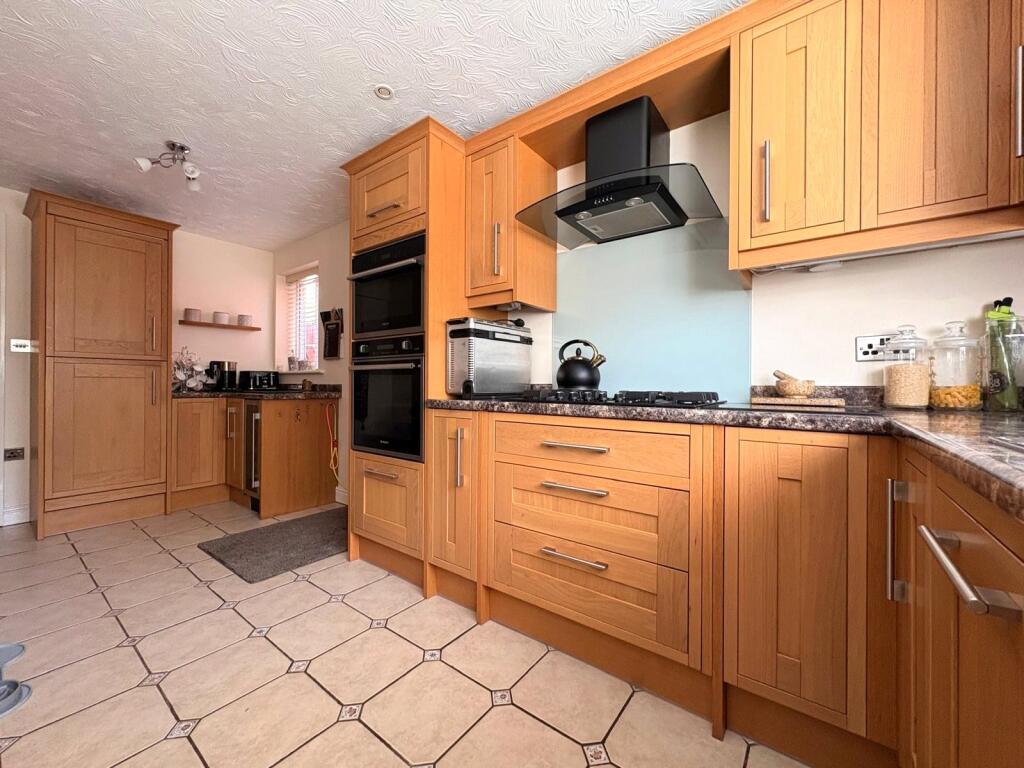 House in Daventry, West Northamptonshire - View 4