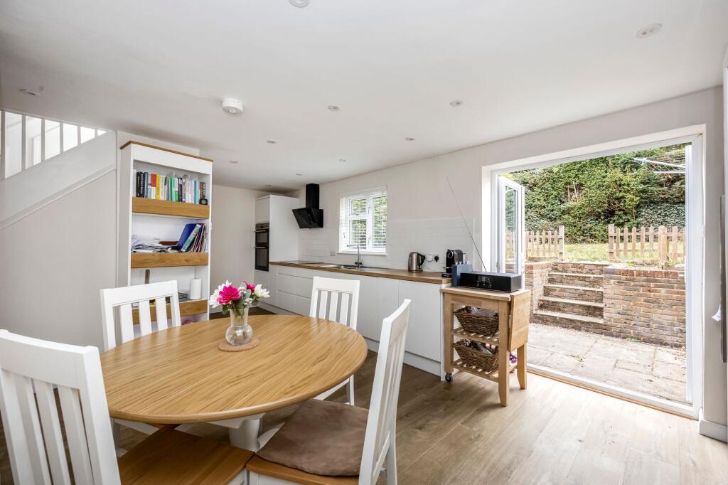 House in Tonbridge - View 4