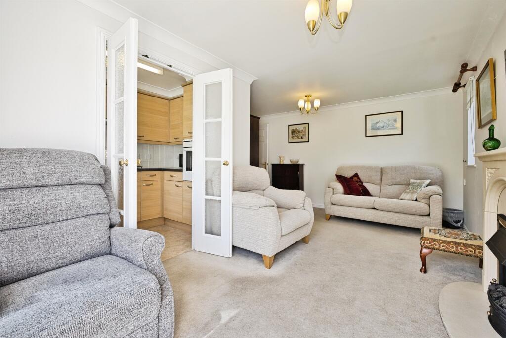 Somerton Road, Street - View 4