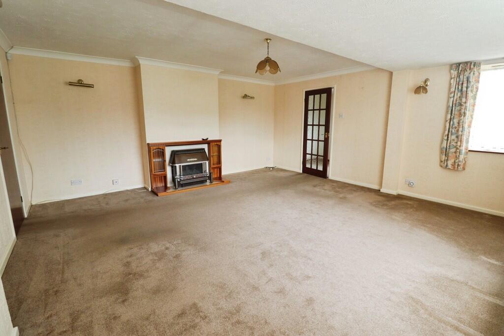 Manor Road, Saxilby photo 3