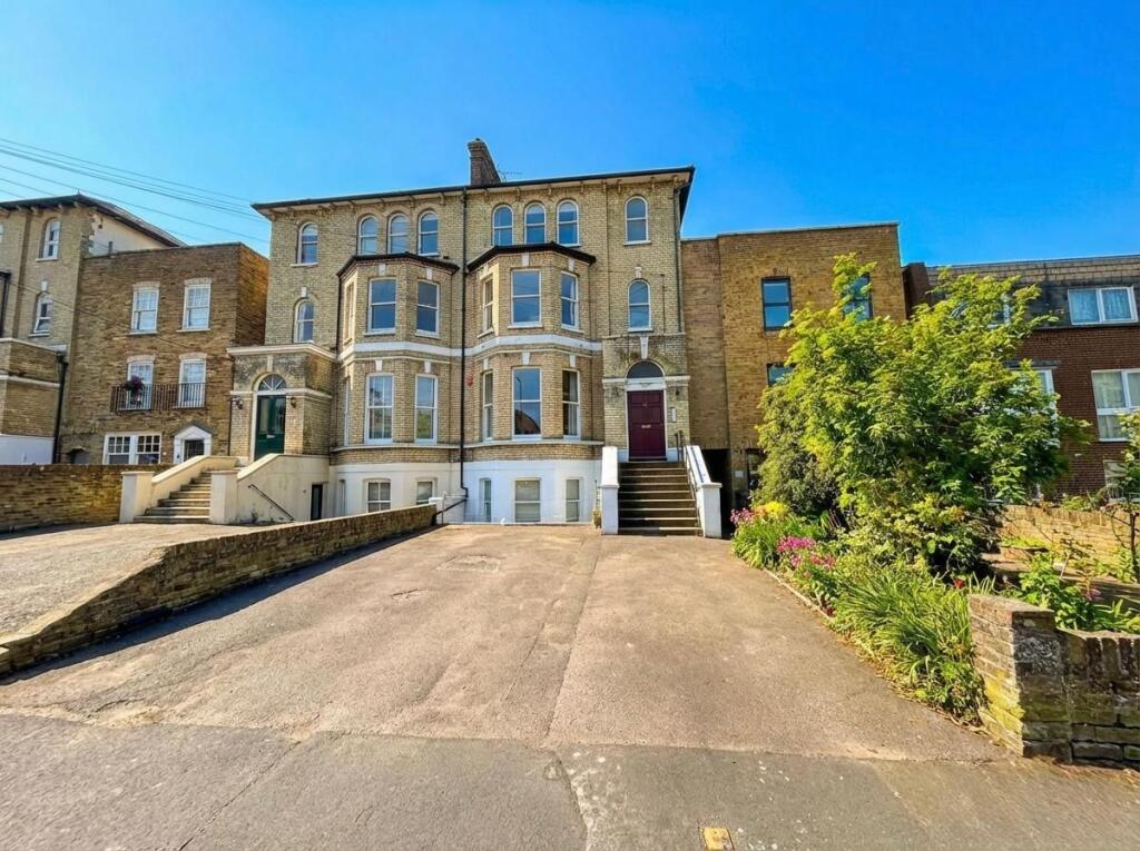 Main image of property: Flat 1 ,  London Road, Brentwood
