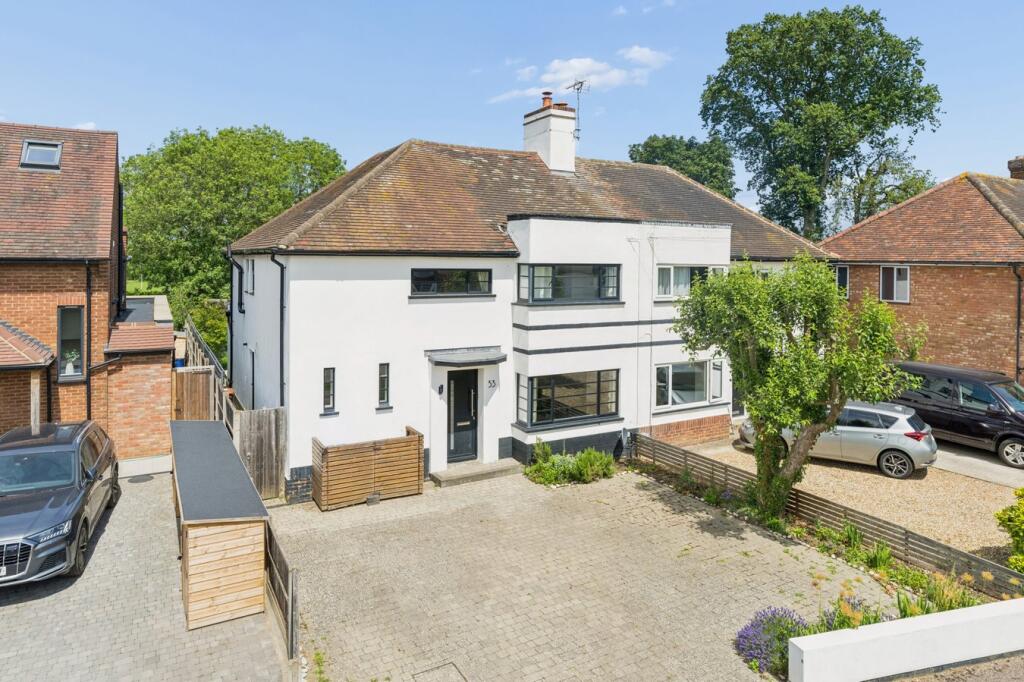 Main image of property: Bearton Green, Hitchin, SG5