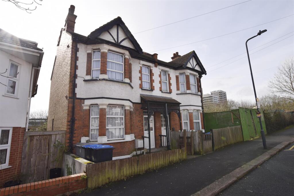 3-bed semi-detached on Mostyn Avenue, WEMBLEY, £550,000