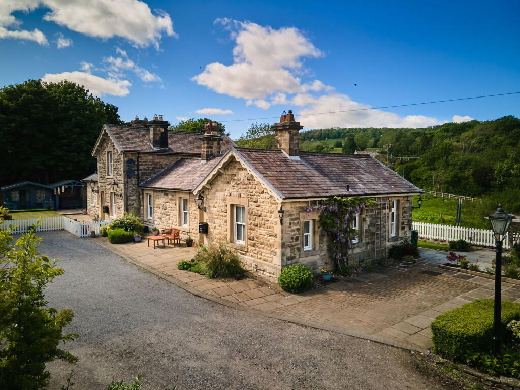 2-bed house on The Old Waiting Room, Wensley Station, Leyburn, £395,000