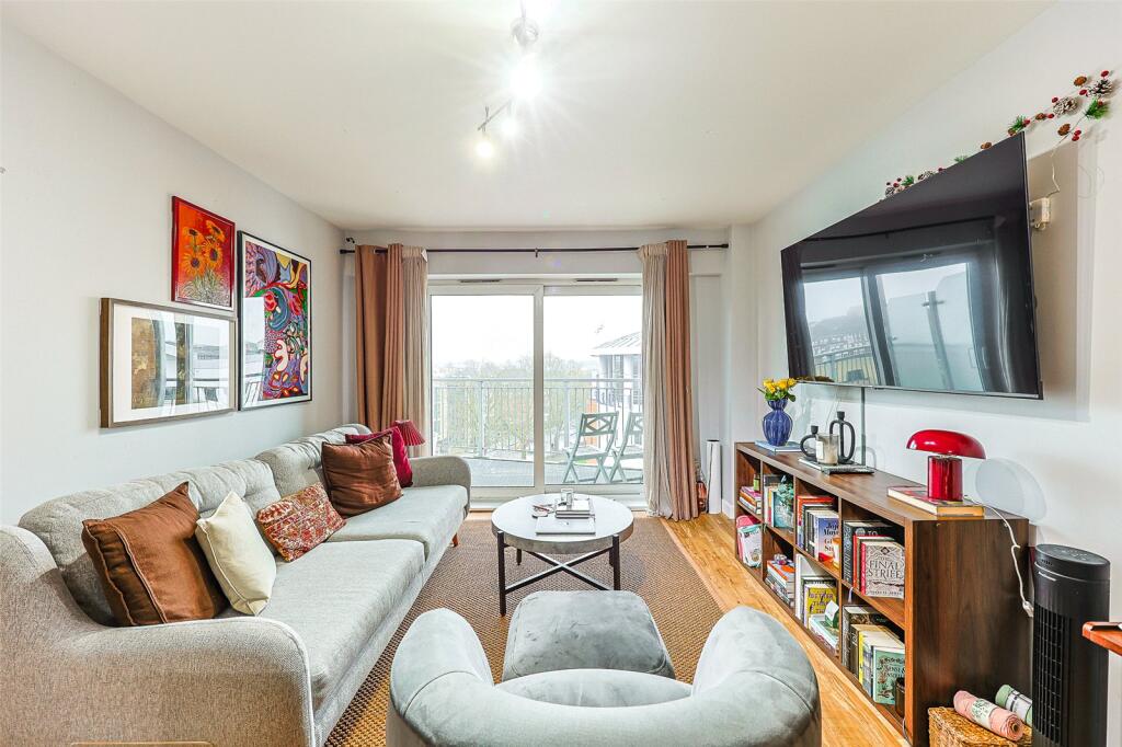 Main image of property: Boulevard Drive, Beaufort Park, Colindale, NW9
