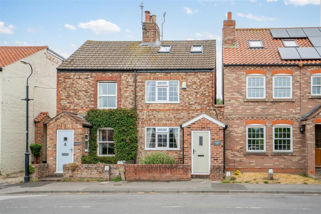 Main image of property: Murton, York
