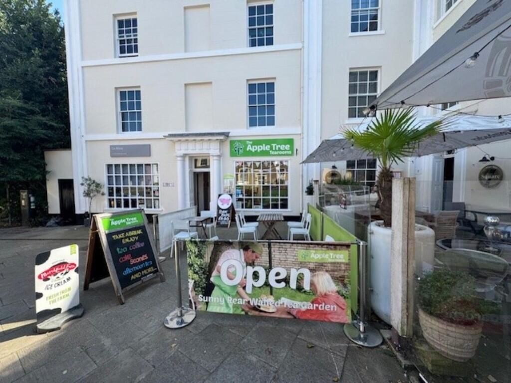 Main image of property: Leasehold Tea Rooms & Coffee Shop, Old Square, Warwick, Warwickshire, CV34 4RA
