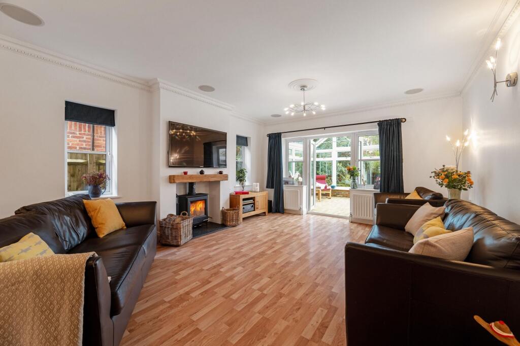 Additional image 24 of Bucknalls Drive, Bricket Wood, AL2