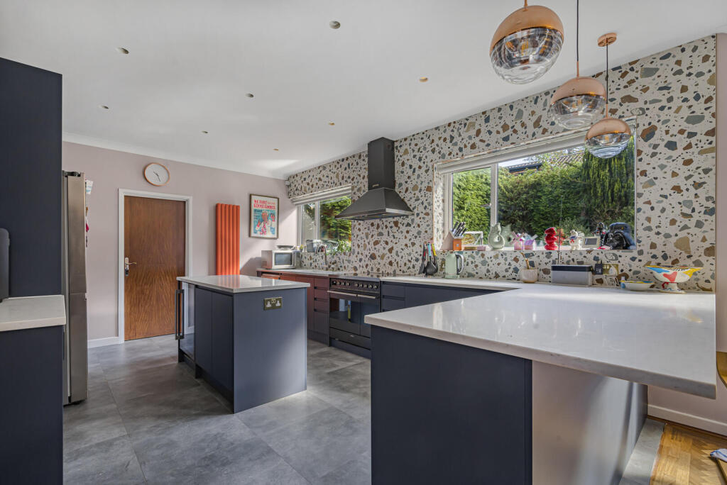Southborough Road, Bromley photo 3