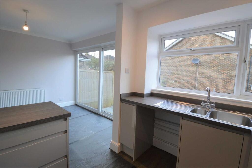 House in Wealden, Crowborough - View 5