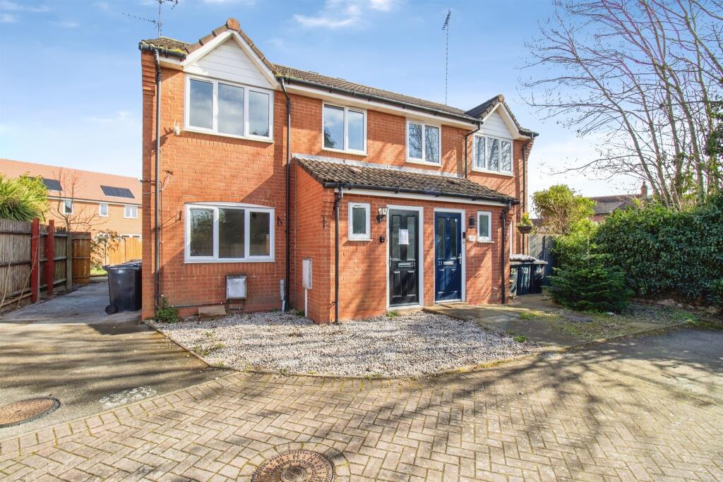 Main image of property: Moat Farm Drive, Bedworth