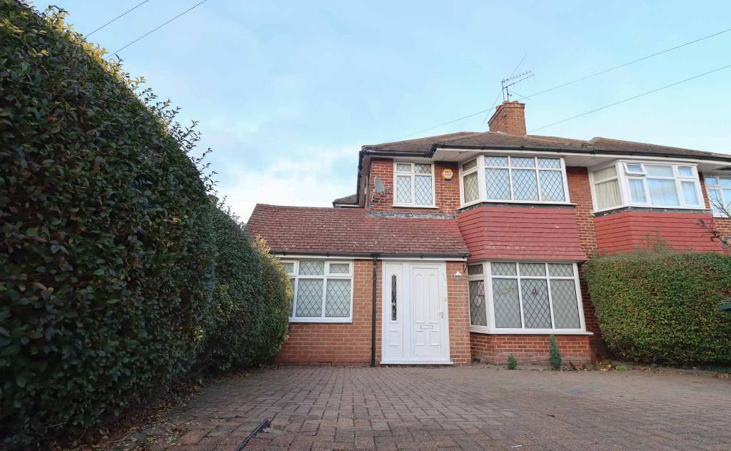 Main image of property: Francklyn Gardens, Edgware, Middlesex, HA8 8RY