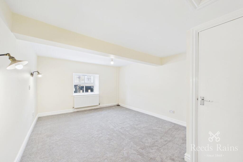 Apartment in Preston - View 2