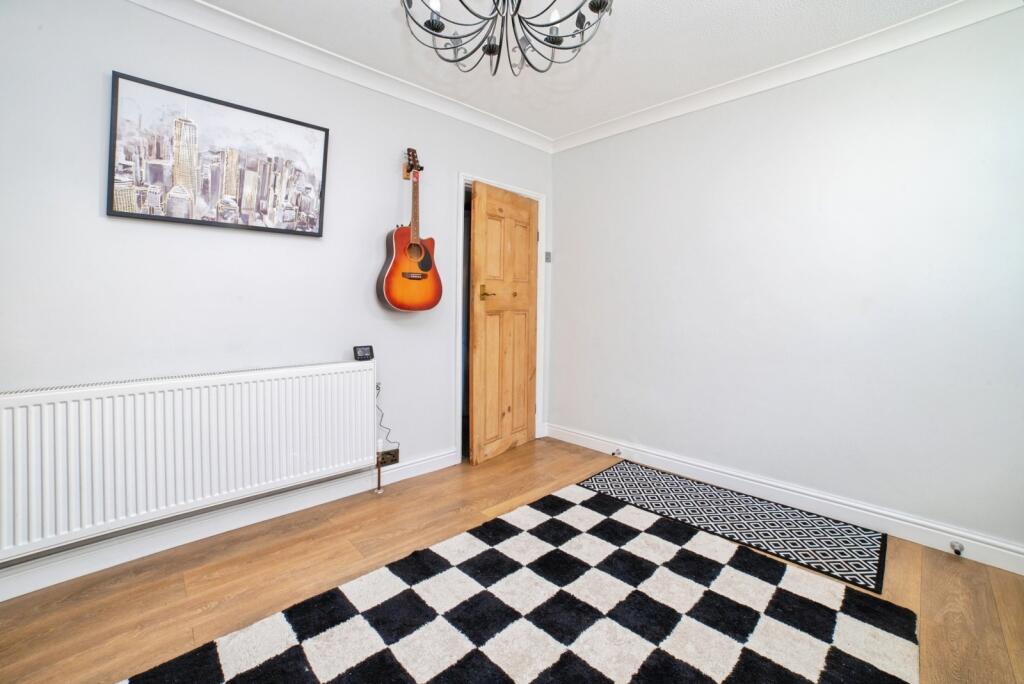 Oak Tree Road, Sutton-in-Ashfield, Nottinghamshire, NG17 - View 3