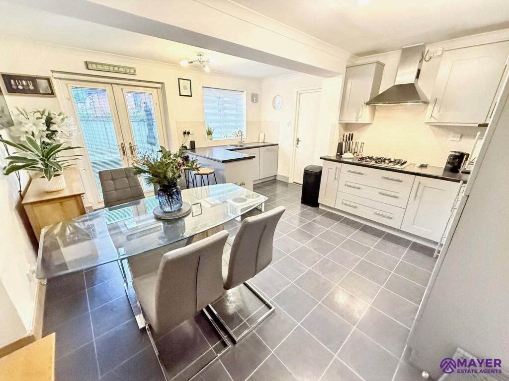 House in Plymouth, Steer Park - View 5