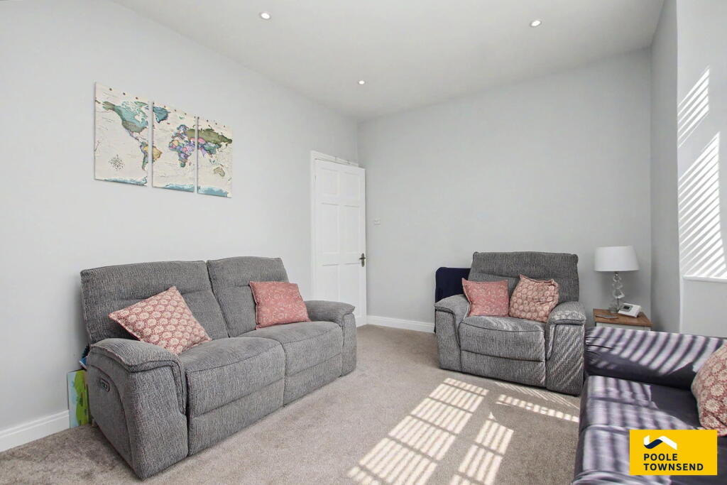 Oxford Street, Barrow-in-furness, LA14 5QH photo 4
