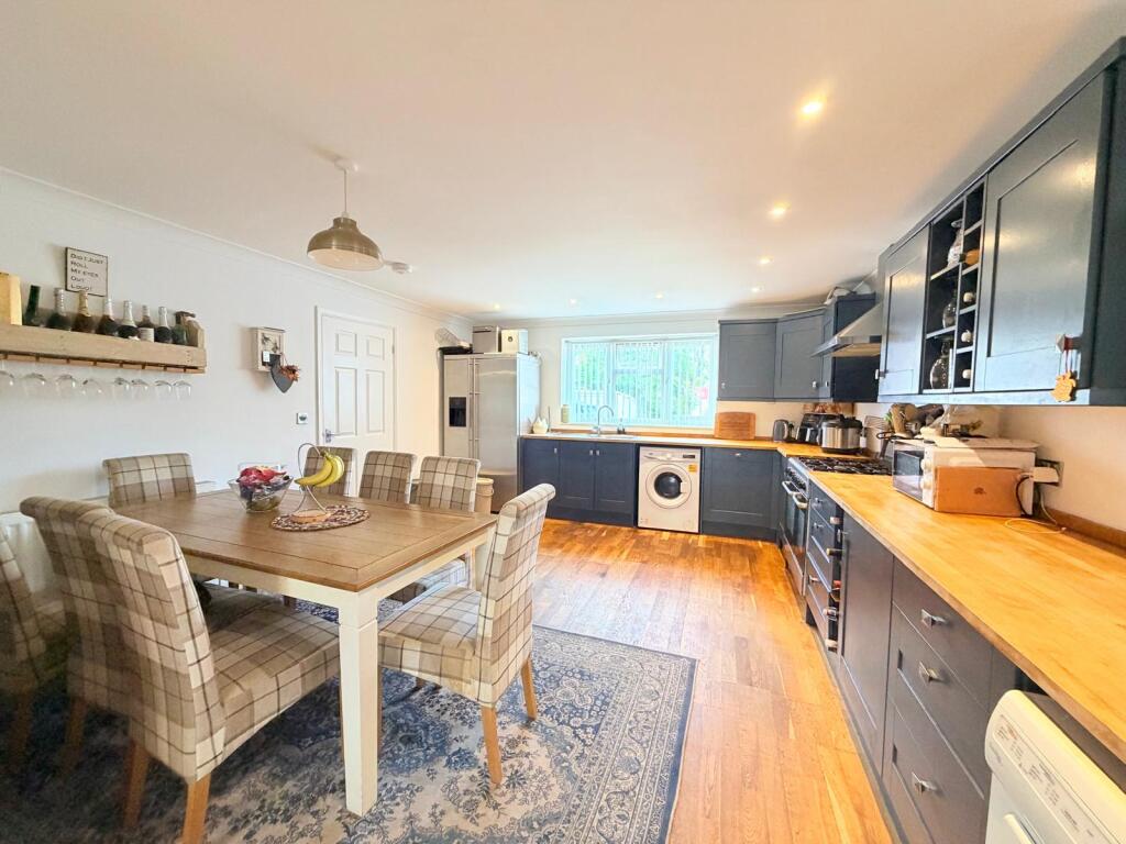 House in Milton Keynes - View 4