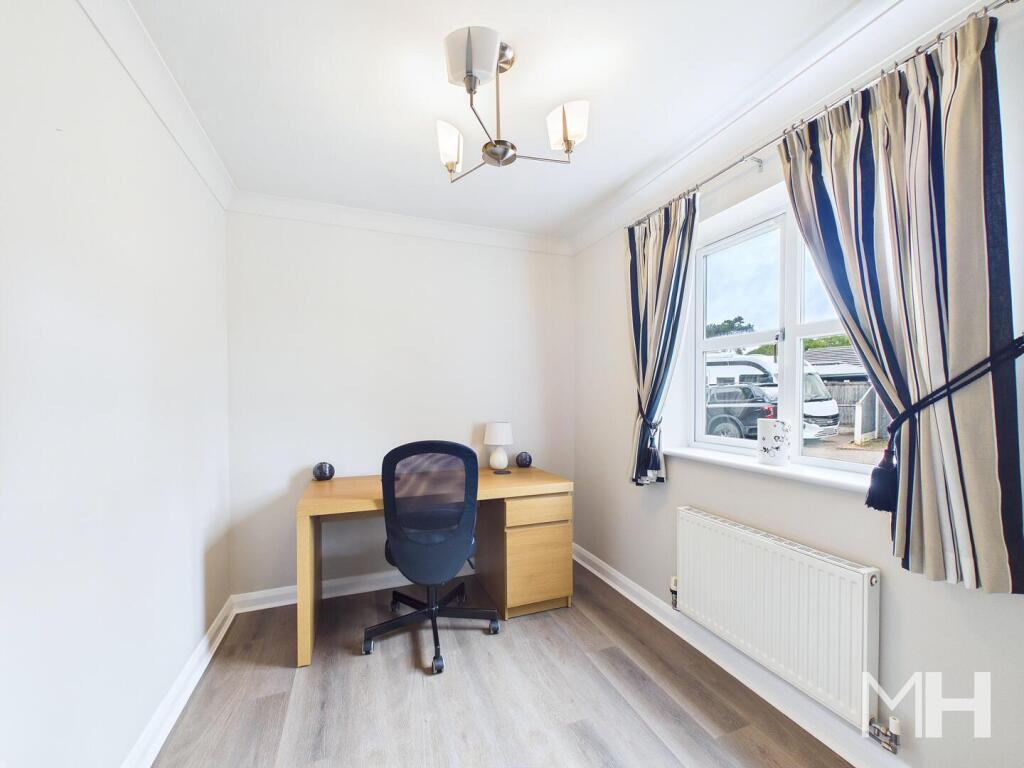 House in Fylde, Kirkham - More
