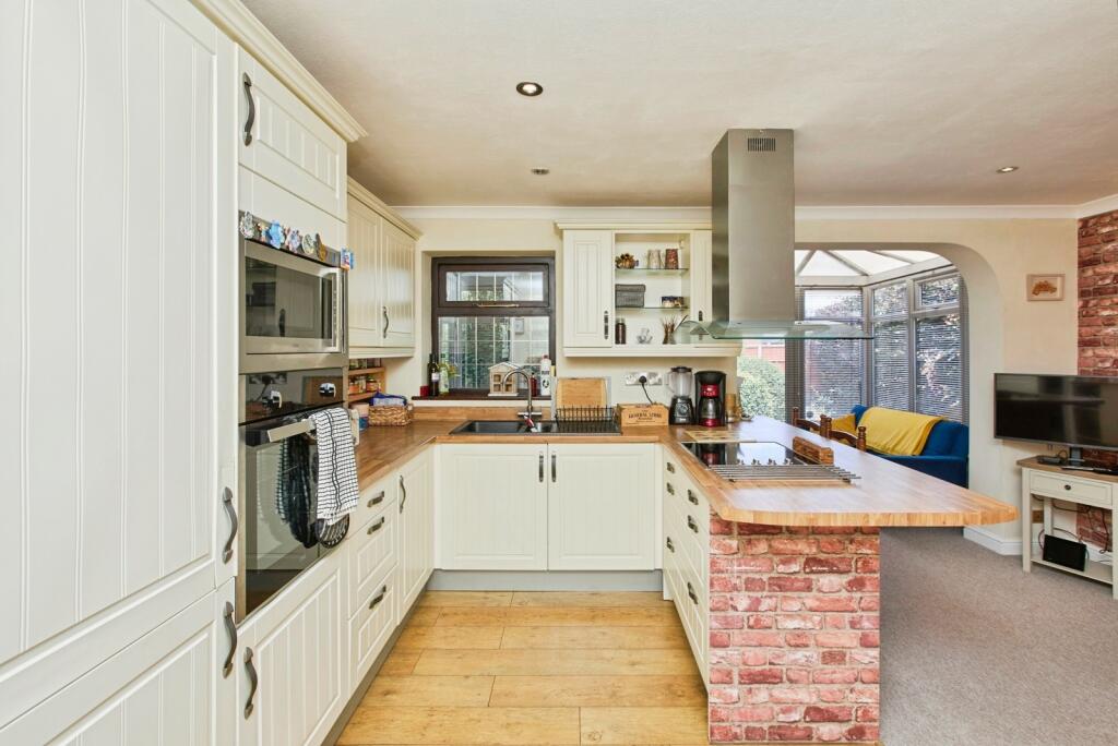 House in Nottingham, Sawley - View 2