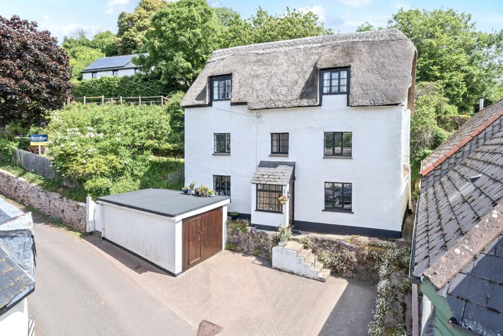 Main image of property: Forches Hill, Stokeinteignhead, Devon