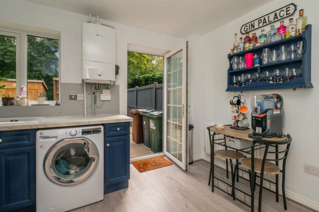 House in Ashford, Potters Corner, Orchard Heights - More