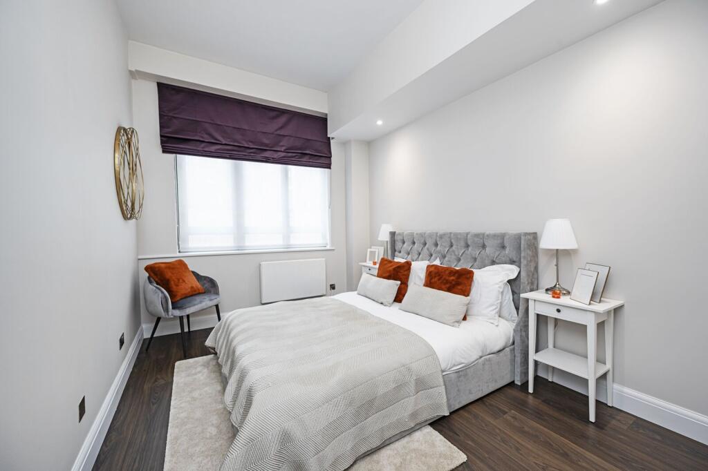 City Road, City, London, EC1V – pohled 2