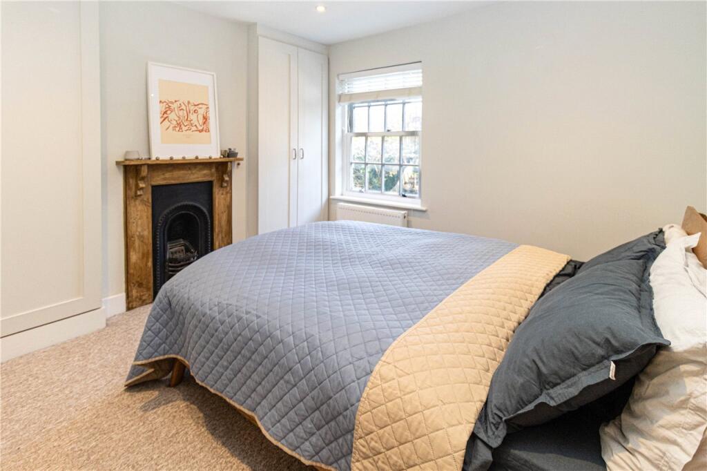 London Road, St. Albans, AL1 - View 6