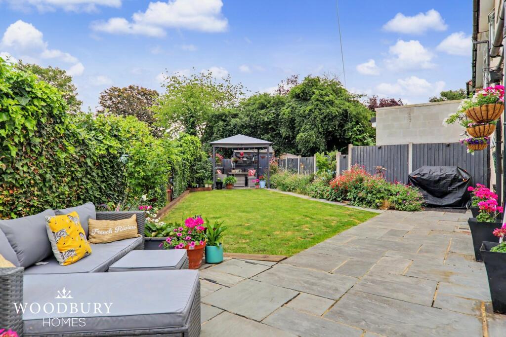 Barrington Road, Loughton, IG10 photo 4