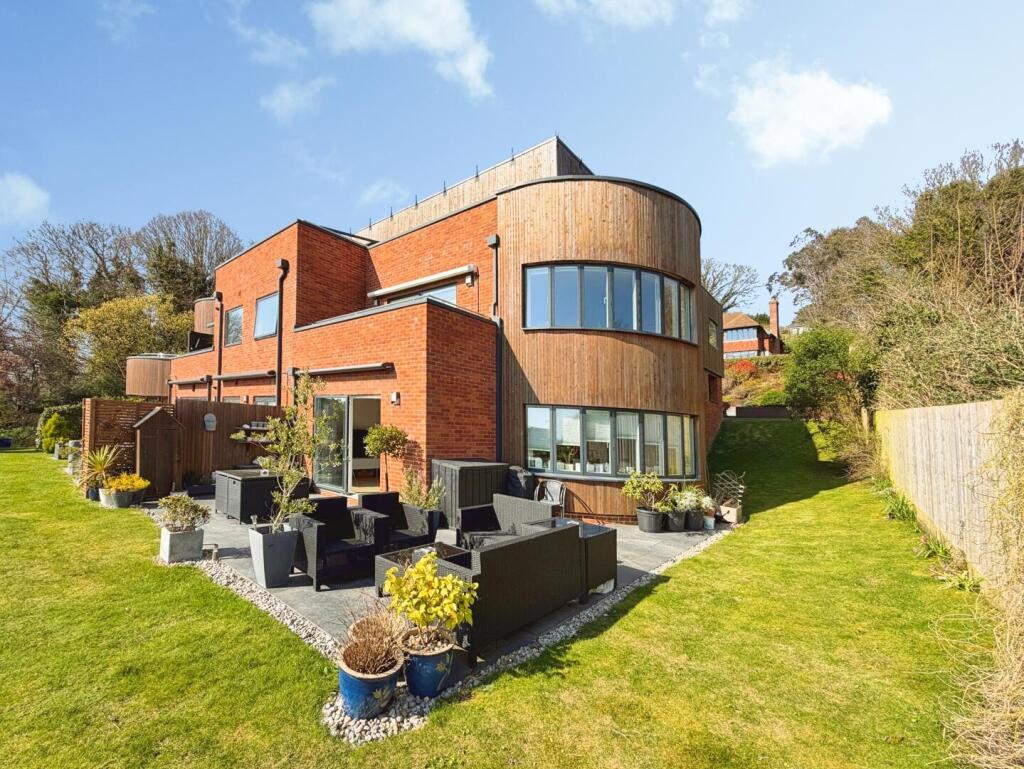 Main image of property: Cannongate Road, Hythe