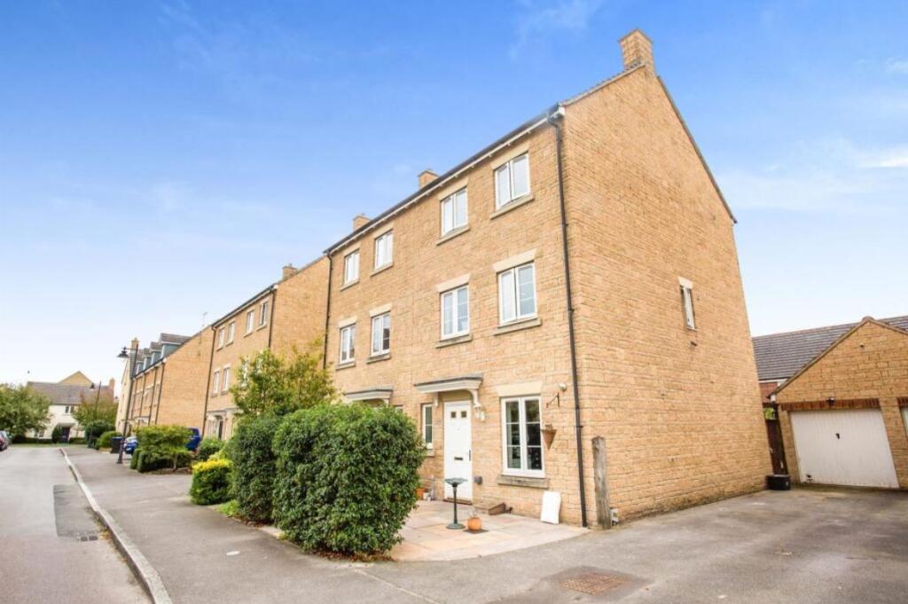 Main image of property: Buzzard Road, Calne