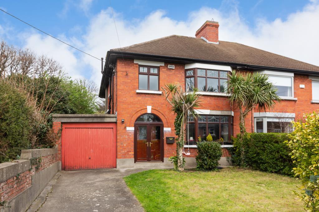 Main image of property: 46 Blackheath Park, Clontarf, Dublin 3, D03 A367