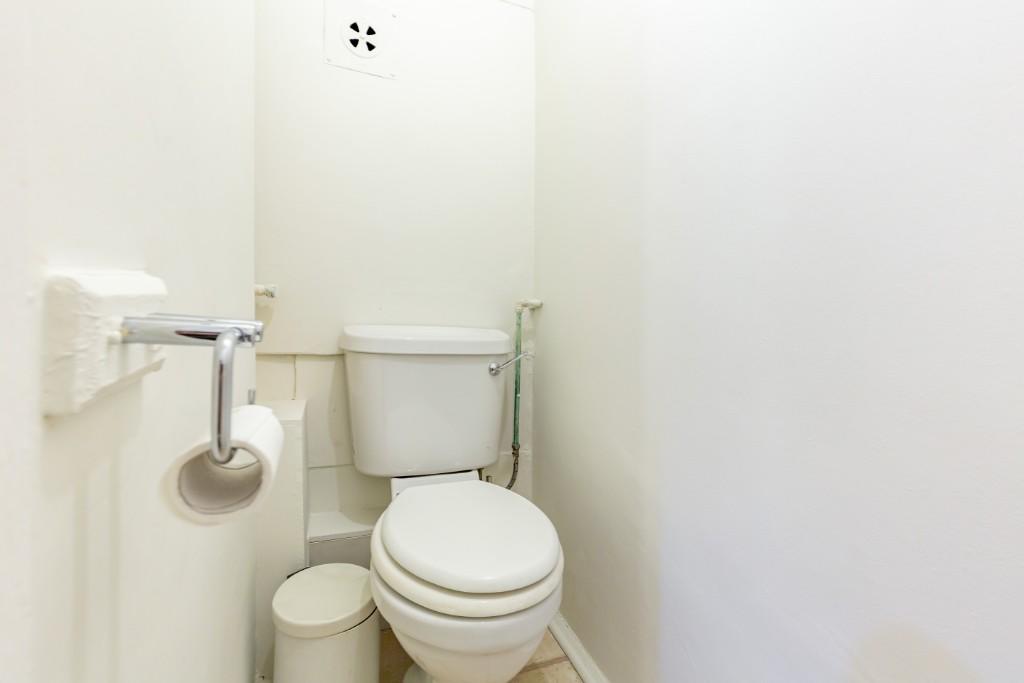 2 bedroom maisonette for rent
