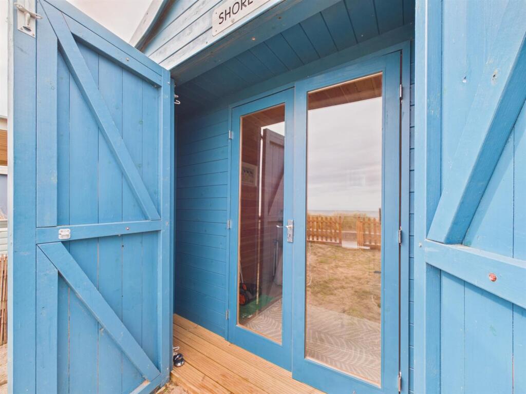 House in East Lindsey, Mablethorpe, Mablethorpe and Sutton - View 4