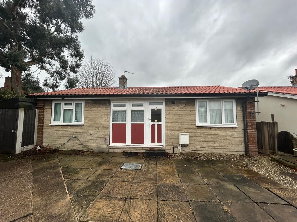 Main image of property: Farm Close, Barnsley