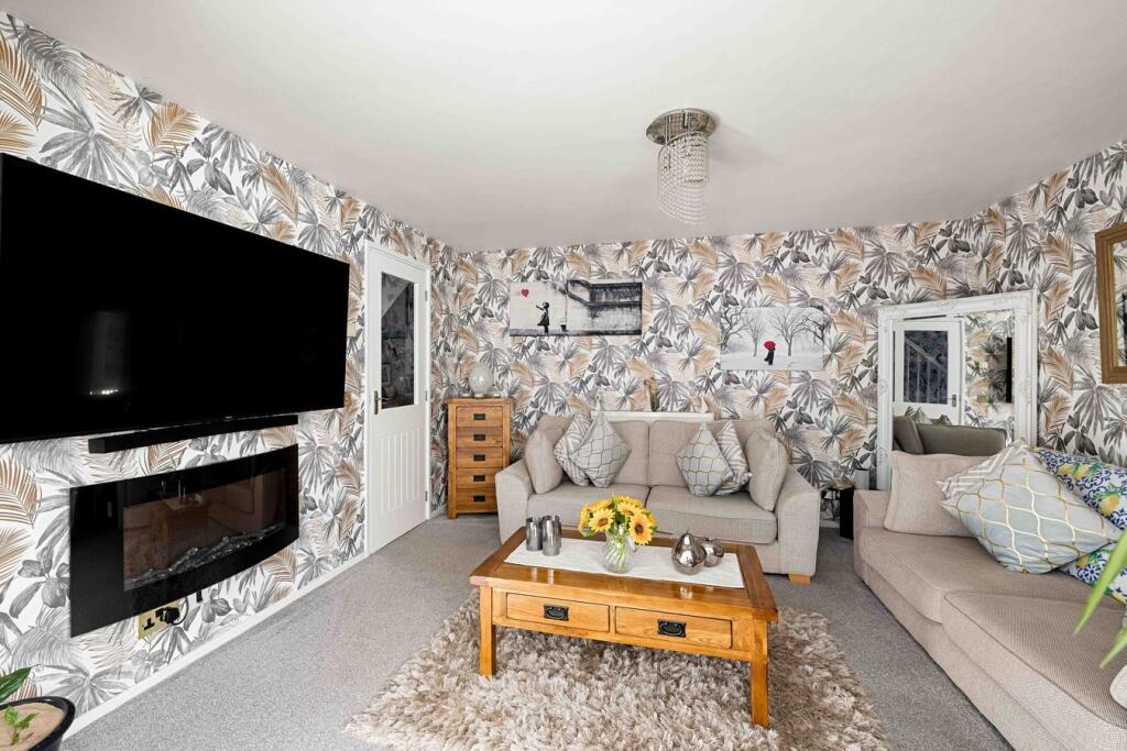 House in Dover, Guston - View 5