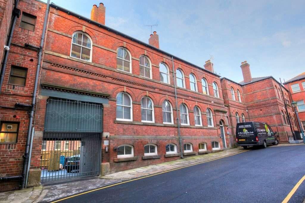 Main image of property: Flat 2, 3 St Peters Close, S1 2EJ