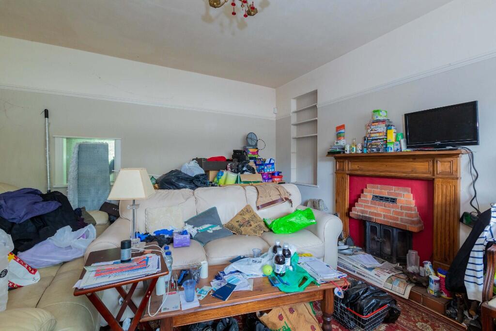 Burnham Lane, Slough photo 2