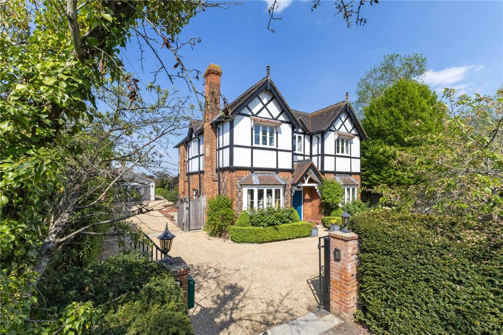 Main image of property: Oakley Green Road, Oakley Green, Windsor, Berkshire, SL4