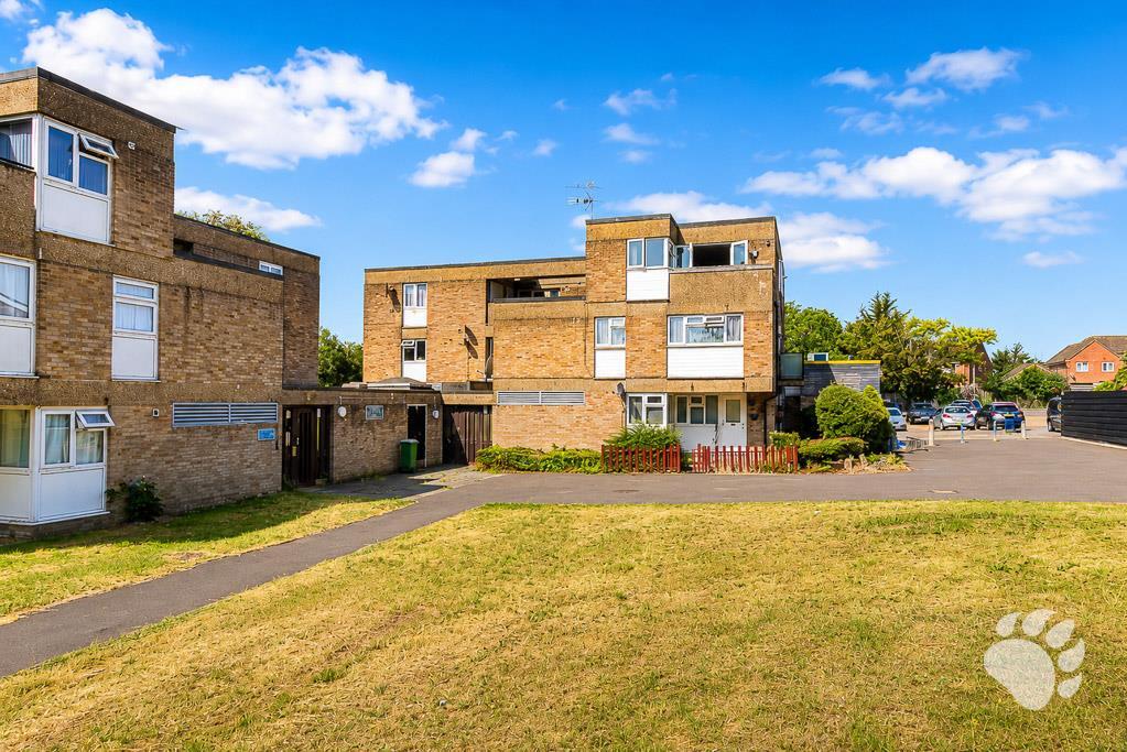 Main image of property: Sandon Road, Pitsea, SS13
