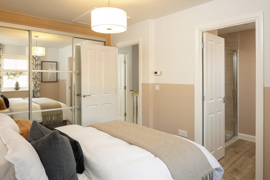 House in Worcester, Worcestershire - More