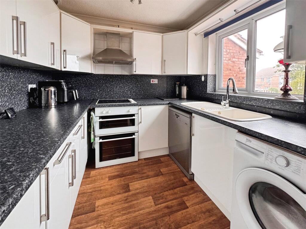House in Plymouth - View 6