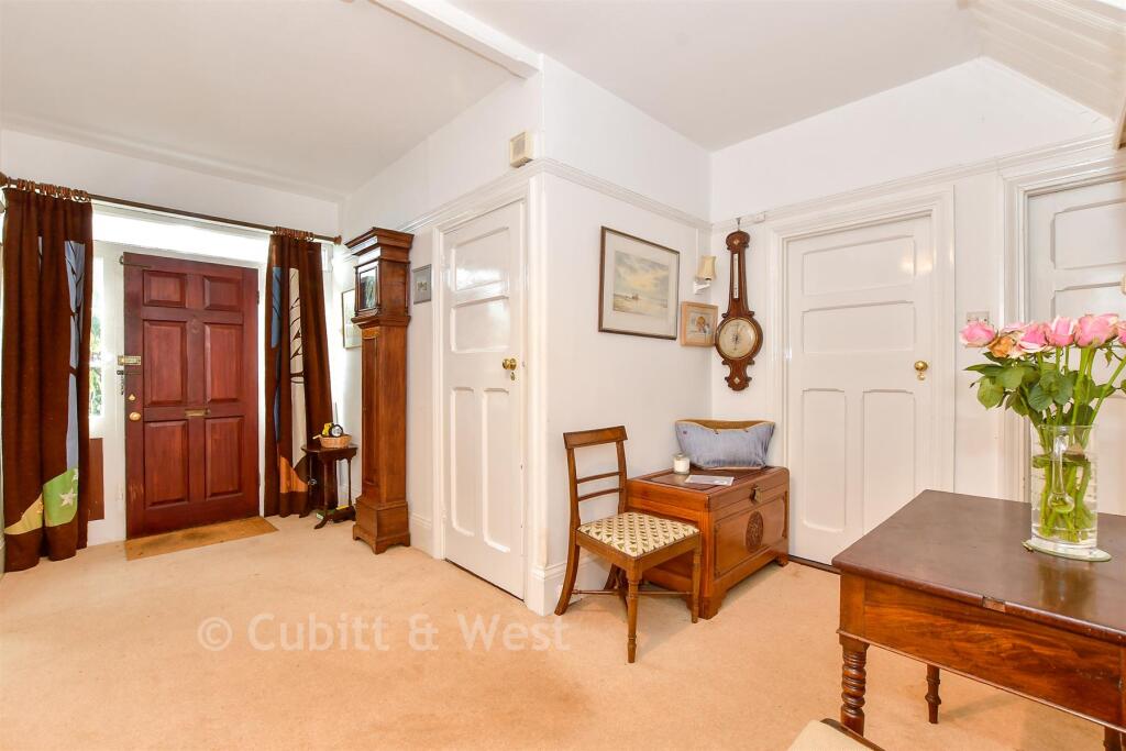 Warblington Avenue, Havant, Hampshire - View 5