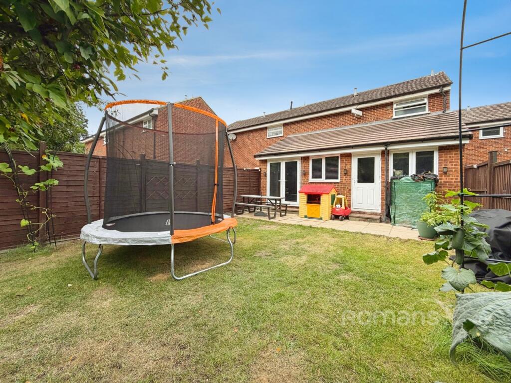 House in Guildford - View 3