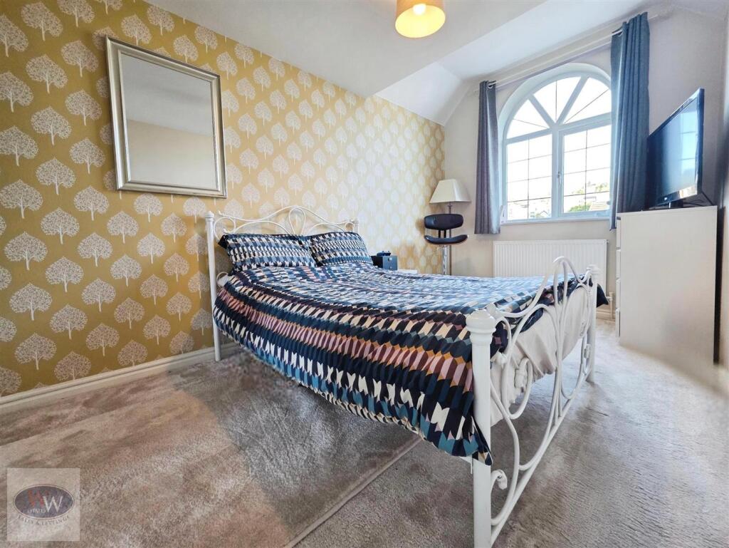 Additional image 20 of Oakleigh View, Baildon, BD17 5TP