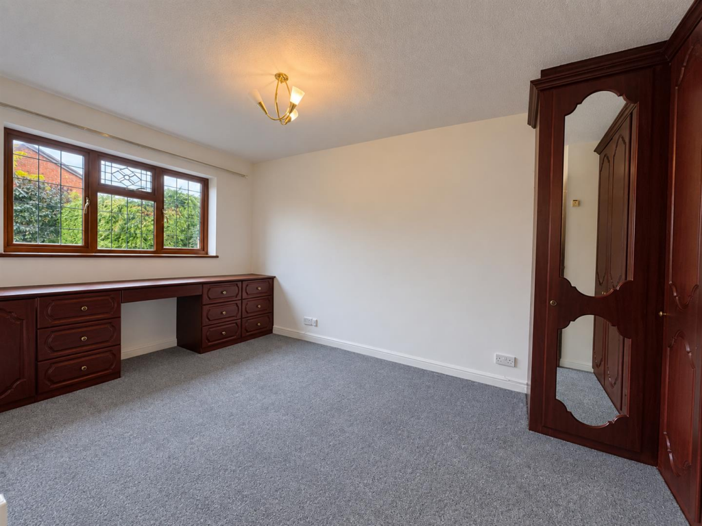 House in Blaby, Narborough - View 3