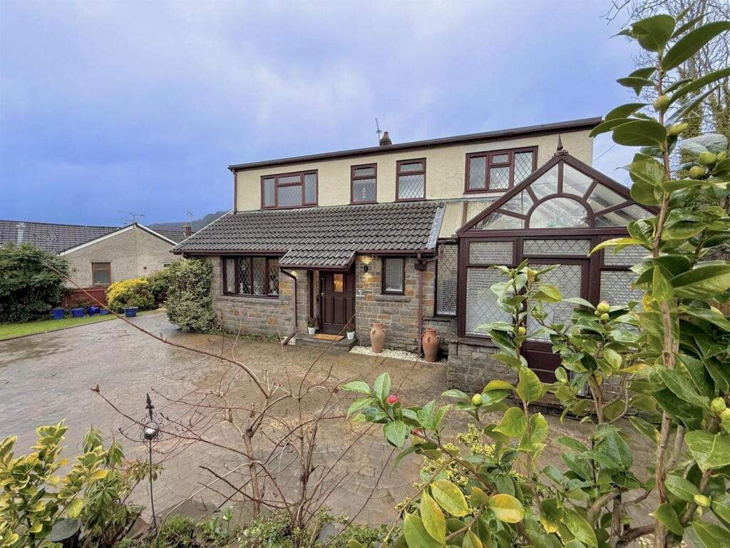 Abercynon, Mountain Ash photo 2