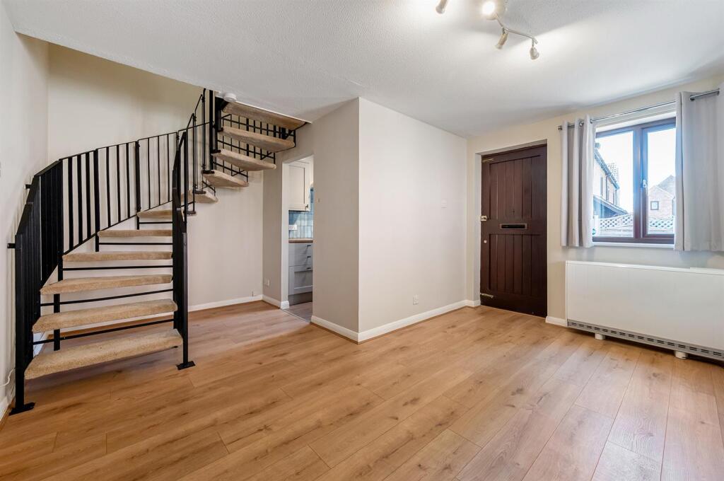 House in Reading - View 2